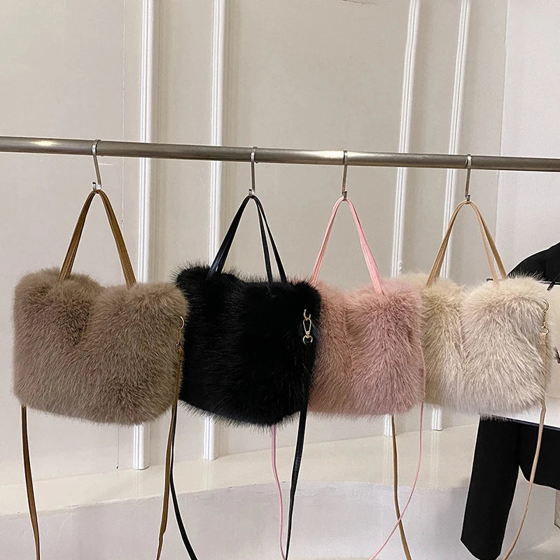 Sac en fausse fourrure Sac en peluche en peluche design de luxe dames Sacs à manches en épaule d' hiver doux Bolsa Feminina