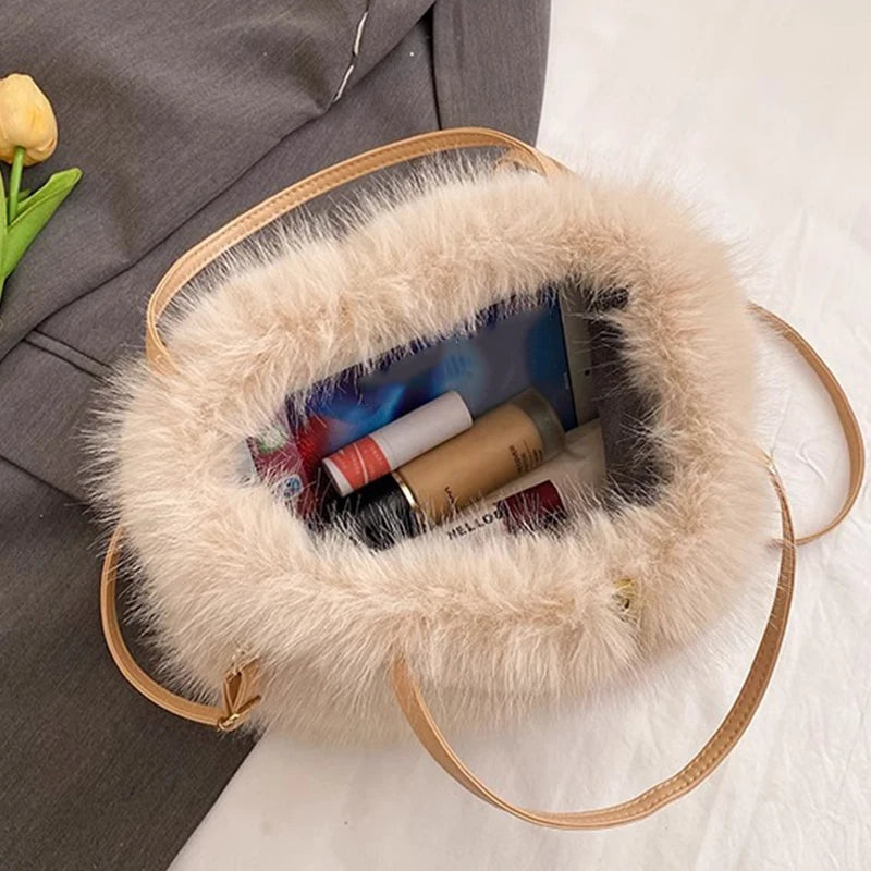 Sac en fausse fourrure Sac en peluche en peluche design de luxe dames Sacs à manches en épaule d' hiver doux Bolsa Feminina