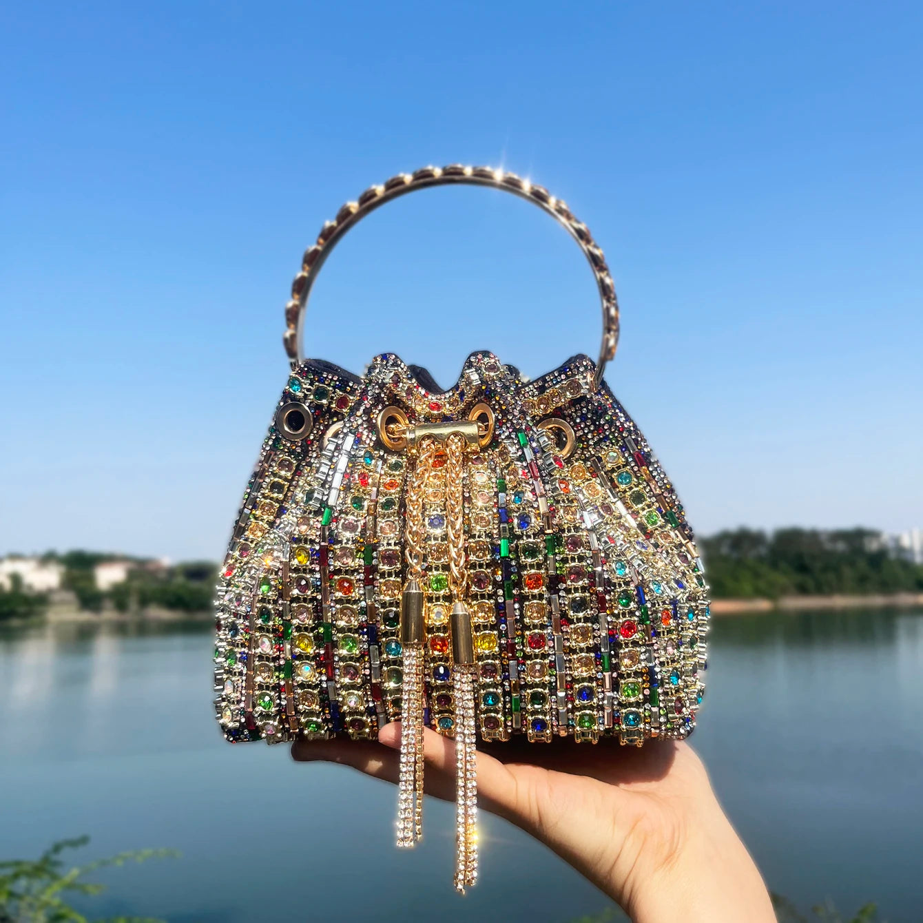 Sac femme design luxe - sac seau élégant à bandoulière